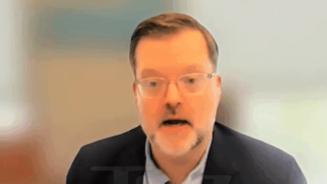 Passageiro de cruzeiro morreu como ‘George Floyd’ depois de receber 120925_kevin_hayes_george_floyd_kal