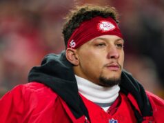 Patrick Mahomes despenca na classificação QB da NFL antes do jogo dos Chargers Patrick Mahomes despenca na classificação QB da NFL antes do jogo dos Chargers