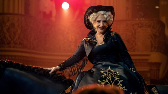 Patti LuPone não tinha ideia de que faria um número Patti LuPone não tinha ideia de que faria um número musical em ‘Palm Royale’: ‘Eu estava de volta ao palco da Broadway’