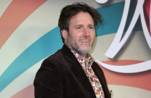 Paul King dirigirá filme de boneca chinesa Labubu na Sony Paul King dirigirá filme de boneca chinesa Labubu na Sony