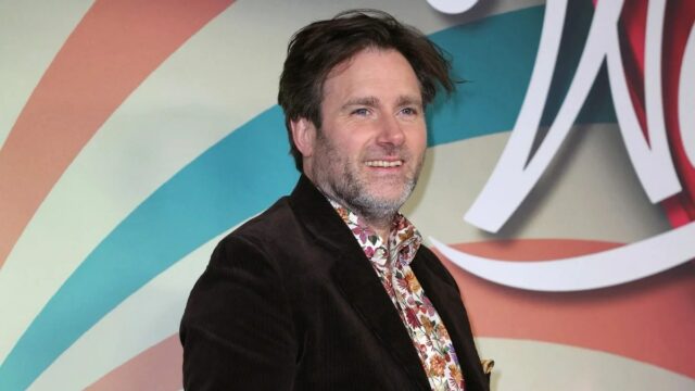 Paul King dirigirá filme de boneca chinesa Labubu na Sony Paul King dirigirá filme de boneca chinesa Labubu na Sony