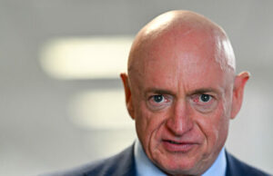 ‘Ele é uma criança careca’: Marlow assa Mark Kelly pelas mentiras da guerra no Irã Pentágono intensifica investigação sobre o senador Mark Kelly por “sérias alegações de má conduta”