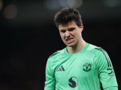Peter Schmeichel percebeu que o Man Utd ‘não hesita mais’ em um aspecto importante após a chegada de Senne Lammens Senne Lammens salva gráfico