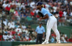 Phillies fazem trocas e adquirem um arremessador forte de Rays Philadelphia Phillies trade for Yoniel Curet Tampa Bay Rays