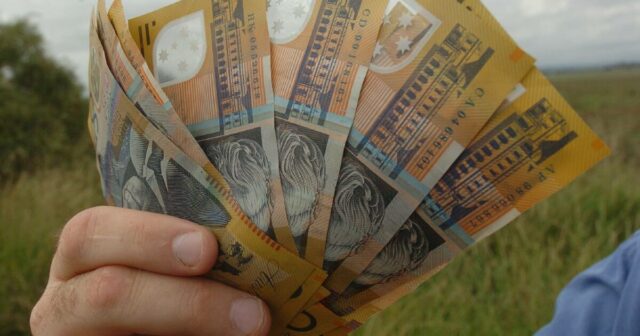 Planos otimistas de gastos e receitas agrícolas podem enfrentar um revés chocante nas taxas de juros
