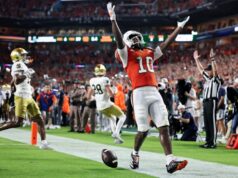 Playoff de futebol universitário: vencedores e perdedores de uma chave turbulenta revelam e dia de seleção do bowl Playoff de futebol universitário: vencedores e perdedores de uma chave turbulenta revelam e dia de seleção do bowl