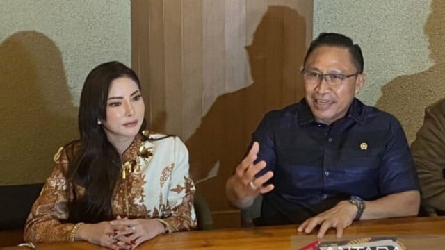 Polêmica sobre a inauguração do celebgram Ayu Aulia como equipe criativa, acontece no GBN-MI, não no Ministério da Defesa
