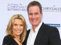Por que Vanna White não se sente pressionada para se casar com John Donaldson depois de 13 anos juntos Vanna White e John Donaldson na 26ª Race to Erase MS anual em 10 de maio de 2019 em Beverly Hills.