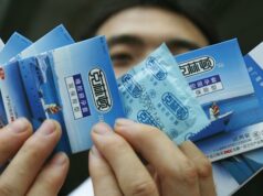 Por que a China está cobrando um imposto sobre os preservativos A medida está alinhada com o esforço de Pequim para fazer com que as famílias tenham mais filhos, depois de décadas limitando a maioria a um filho.