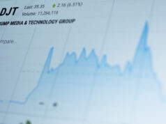 Por que a Trump Media está se tornando nuclear? ARQUIVO - A tela de download do aplicativo Truth Social é vista em um laptop, 20 de março de 2024, em Nova York. (Foto AP / John Minchillo, Arquivo)