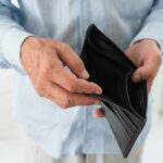 Por que as famílias dos EUA estão “não conseguindo liberar” a linha para participar da economia