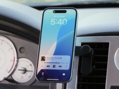 Por que o Android Auto ainda me frustra depois de anos de uso diário Uma tela do painel do carro exibindo o logotipo do Android Auto, cercado por ícones flutuantes do Google Maps, não perturbe, mensagens e ferramentas de automação.