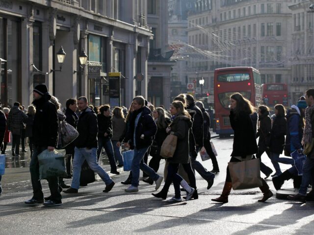 Porque é que a migração relacionada com o trabalho para os países ricos está a diminuir?
