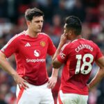 Adam Wharton jogando contra a Albânia pela Inglaterra.