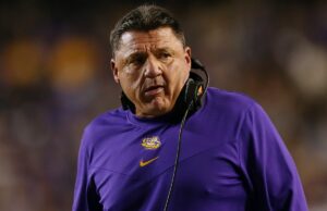 Potencial reunião LSU-Ed Orgeron recebe grande atualização Former college football head coach Ed Orgeron of the LSU Tigers
