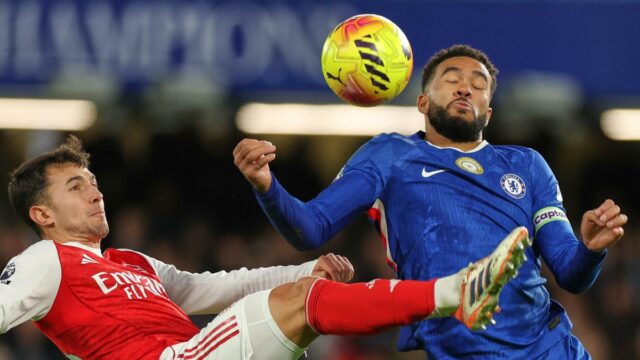 Premier League 2025-26: Chelsea com dez jogadores mantém o Arsenal lightbox-info