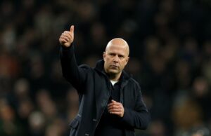 Premier League 2025-26: Slot vê sinais de melhora do Liverpool na complicada vitória do Tottenham, mas lamenta a lesão de Isak Premier League 2025-26: Slot vê sinais de melhora do Liverpool na complicada vitória do Tottenham, mas lamenta a lesão de Isak