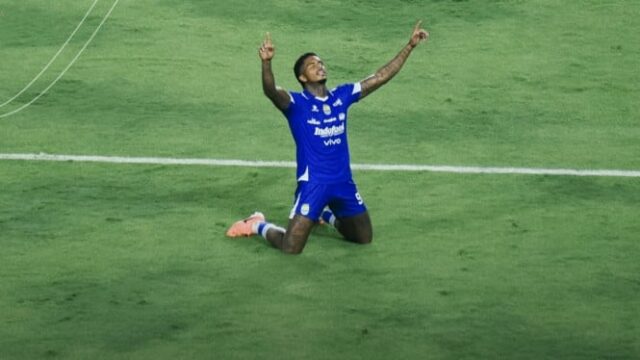 Premier League, Serie A e Super League da Indonésia continuam Premier League, Serie A e Super League da Indonésia continuam em momento de Natal, muitas partidas emocionantes neste fim de semana