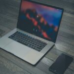 Presenteie-se com este MacBook Pro por apenas US$ 400