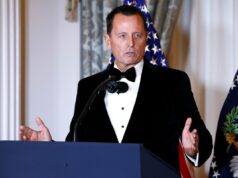 Presidente do Kennedy Center ameaça processo de US$ 1 milhão contra músico de jazz que cancelou concerto na véspera de Natal por causa da mudança de nome de ‘Trump Kennedy Center’ Presidente do Kennedy Center ameaça processo de US$ 1 milhão contra músico de jazz que cancelou concerto na véspera de Natal por causa da mudança de nome de 'Trump Kennedy Center'