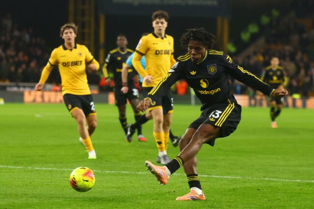 Patrick Dorgu e Senne Lammens