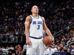 Previsão Knicks vs. Magic: escolhas da Copa da NBA, probabilidades, melhores apostas O jogador do Orlando Magic, Wendell Carter Jr., segura a bola de basquete durante as quartas de final da Emirates NBA Cup. Desmond Bane # 3 do Orlando Magic arremessa uma cesta contra o Miami Heat no segundo tempo de um jogo das quartas de final da Emirates NBA Cup no Kia Center em 09 de dezembro de 2025 em Orlando, Flórida.
