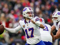 Previsões de Bills x Browns, Saints x Jets: escolhas da semana 16 da NFL, probabilidades O técnico do New York Jets, Aaron Glenn, fala em uma entrevista coletiva após um jogo de futebol americano da NFL contra o Jacksonville Jaguars, domingo, 14 de dezembro de 2025, em Jacksonville, Flórida.