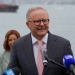 Primeiro-ministro australiano e ativista de 12 anos acolhem proibição de mídia social