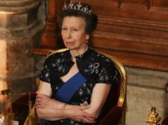 Princesa Anne usa sua tiara de diamante favorita em um banquete estadual Retrato do 75º aniversário da princesa Anne apresenta a primeira reforma da realeza em 50 anos