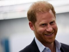 Príncipe Harry corre o risco de perder o título depois de zombar do ‘Rei’ Trump em Colbert Príncipe Harry corre o risco de perder o título depois de zombar do 'Rei' Trump em Colbert