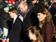 Príncipe William, Kate e crianças participam da missa de Natal da família real Príncipe William, Kate e crianças participam da missa de Natal da família real