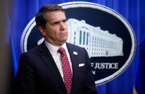 Procurador-geral adjunto promete ‘várias centenas de milhares’ de arquivos de Epstein – mas não o lote completo | Vídeo Procurador-geral adjunto promete ‘várias centenas de milhares’ de arquivos de Epstein – mas não o lote completo | Vídeo