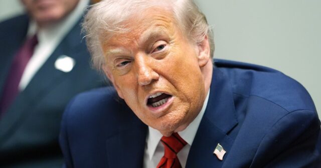 Programa de visto ‘cartão dourado’ de Donald Trump entra em operação
