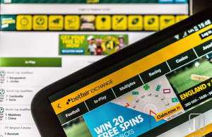 Punter que processou a Betfair após perda de quase US$ 2 milhões em jogos perde recurso O caso de apelação da Betfair pode atrapalhar o jogo online após perdas de £ 1,5 milhão. Imagem de alguém jogando na plataforma Betfair em um tablet