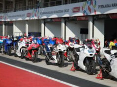 Quando proprietários de oficinas de motocicletas são convidados a sentir o asfalto quente do circuito de Mandalika Quando proprietários de oficinas de motocicletas são convidados a sentir o asfalto quente do circuito de Mandalika