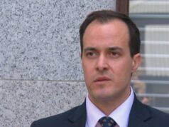 Quarto líder liberal renuncia ao cargo O líder da oposição da Austrália do Sul, Vincent Tarzia, deixará o cargo apenas três meses antes das próximas eleições estaduais.