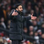 Manchester United ataca escanteio contra o West Ham