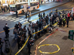 Quatro mortos e 11 feridos em ataque com faca em Taiwan Quatro mortos e 11 feridos em ataque com faca em Taiwan