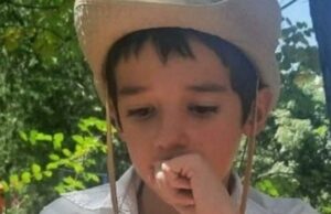 Quem é Sergey Sklokin, o garoto de 12 anos que venceu Gukesh no Campeonato Mundial de Blitz da FIDE? Quem é Sergey Sklokin, o garoto de 12 anos que venceu Gukesh no Campeonato Mundial de Blitz da FIDE?