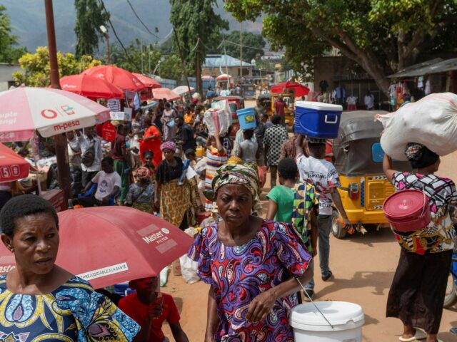 RDC diz que a promessa do M23 de sair de Uvira é uma “distração”, já que as forças permanecem
