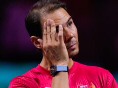 Rafael Nadal passa por cirurgia na mão direita para aliviar dores Rafael Nadal passa por cirurgia na mão direita para aliviar dores