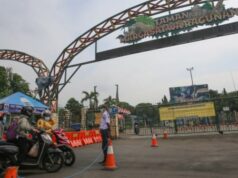 Ragunan fica lotado durante as férias de Natal, prevê-se que os visitantes lotem até o Ano Novo Ragunan fica lotado durante as férias de Natal, prevê-se que os visitantes lotem até o Ano Novo