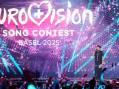 Reação da Eurovisão à medida que as nações se retiram depois que Israel foi autorizado a competir O cantor Yuval Raphael, de Israel, segura a bandeira nacional durante ensaio para o concurso deste ano.