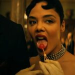 Tessa Thompson como Hedda Gabler em