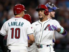 Red Sox supostamente "Check-in" Em troca de estrela de 32 anos Red Sox supostamente "Check-in" Em troca de estrela de 32 anos