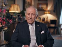 Rei Charles fornece atualizações de saúde para impulsionar o rastreamento do câncer O rei Carlos conseguiu continuar os compromissos reais enquanto recebia tratamento.