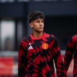 JJ Gabriel comemora pelo Manchester United.