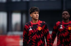 JJ Gabriel marcou contra o Leeds, mas outro talento emocionante do Man Utd U18 mostra o show – Opinião JJ Gabriel comemora pelo Manchester United.