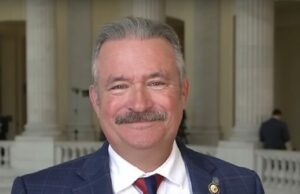 Representante do Partido Republicano Bacon: O mandato de Hegseth ‘causará danos ao nosso país nos próximos anos’ Representante do Partido Republicano Bacon: O mandato de Hegseth 'causará danos ao nosso país nos próximos anos'