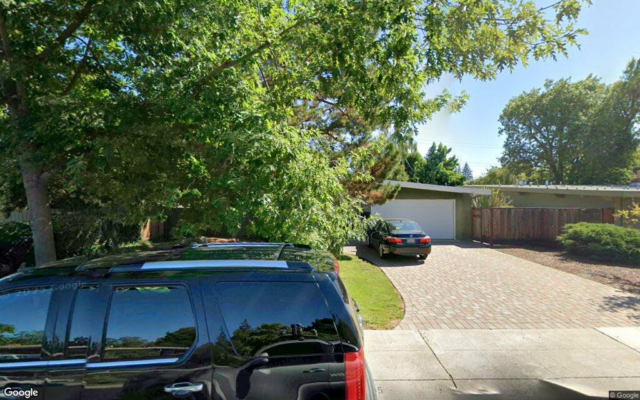 Residência unifamiliar em Palo Alto é vendida por US$ 3,6 3615 Evergreen Drive - Google Street View